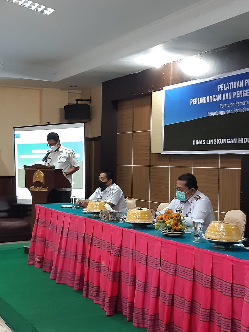 DLH Parepare Beri Pemahaman Pelaku Usaha Tentang Perizinan Lingkungan Hidup Berbasis Online 